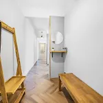 Cozy Apartment In The City Center